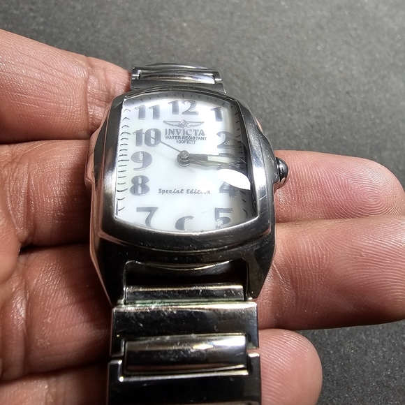 Invicta Special Edition 4230 Ladies Quartz Watch Silver Tone MOP Dial Working cr - Picture 2 of 12